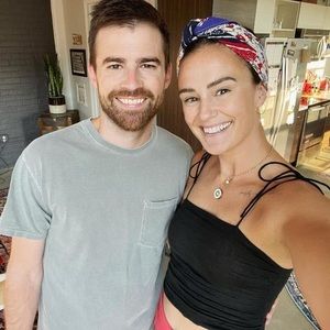 Meet your Posher, Alyx